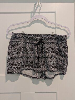 Old Navy Drawstring Board Shorts - Size M - NWOT